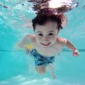 3095 2 تفسير الاحلام السباحة في المسبح - ماهو تفسير رؤيا السباحة في منام عاطرة عطوي