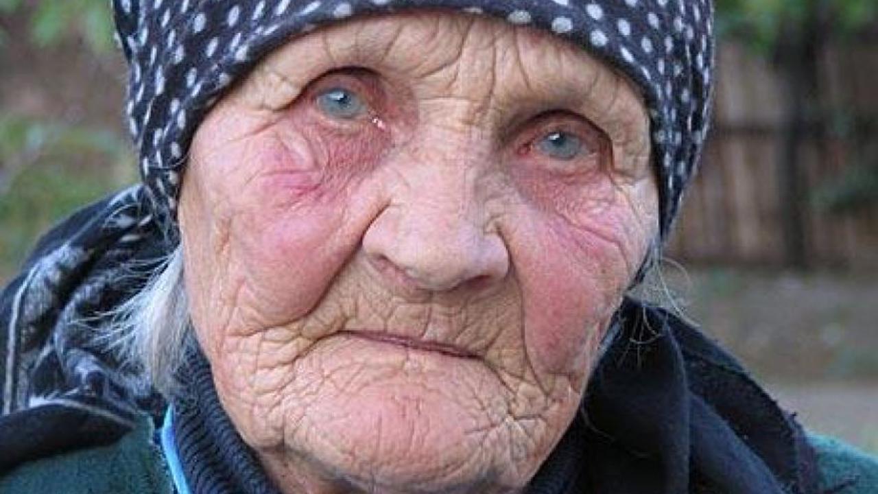 2481 صورة امراة عجوز، صور امرأة عجوز للفيس بوك طائش